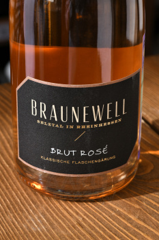 Braunewell Brut Rose - вино игристое Брауневелл Брют Розе 0.75 л розовое брют