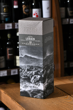 Ledaig 10 years old - виски Ледчиг 10 лет 0.7 л