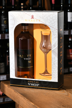 Marett VSOP - коньяк Маретт ВСОП 0.7 л в п/у + бокал
