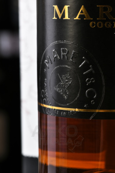 Marett VSOP - коньяк Маретт ВСОП 0.7 л в п/у + бокал