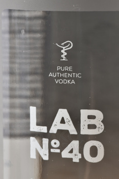Водка ЛАБ №40 0.5 л