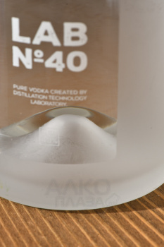 Водка ЛАБ №40 0.5 л