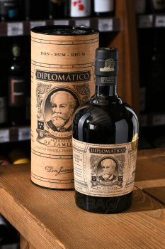 Diplomatico Seleccion de Familia - ром Дипломатико Селекшн де Фамилия 0.7 л в тубе