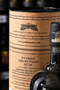 Diplomatico Seleccion de Familia - ром Дипломатико Селекшн де Фамилия 0.7 л в тубе