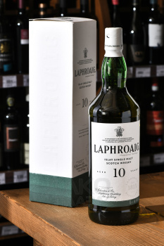 Laphroaig 10 Years Old - виски Лафройг 10 лет 1 л в п/у