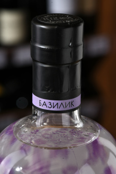 Дистиллят Кирка Базилик 0.5 л