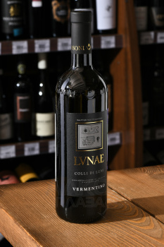 Colli Di Luni Lunae Vermentino Etichetta Nera DOC - вино Колли ди Луни Верментино Этикетта Нера ДОК 0.75 л белое сухое