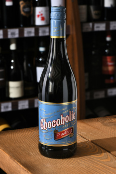 Darling Chocoholik Pinotage - вино Дарлинг Чокохолик Пинотаж полусухое 0.75 л