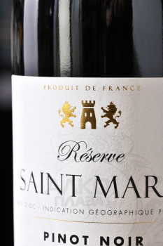Foncalieu Reserve Saint Marc Pinot Noir - вино Фонкалье Резерв Сан Марк Пино Нуар 0.75 л красное сухое
