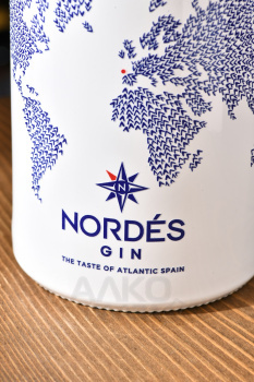 Nordes - джин Нордес 0.7 л