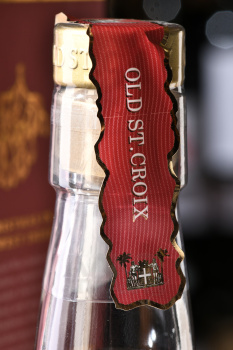 Rom Old St. Croix (A.H. Riise) XO Reserve Christmas Edition - ром Олд Санта Крус (А.Х. Риисе) ХО Резерв Крисмас Эдишн 0.7 л в п/у