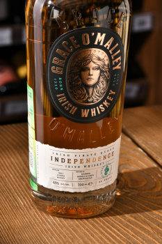Grace O’Malley Independence Blended Irish Whiskey - виски Грейс О’Мэлли Индепенденс 0.7 л