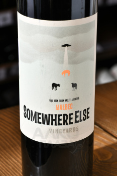 Somewhere Else Malbec - вино Самвэа Элс Мальбек 0.75 л красное сухое