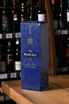Martell Cordon Bleu gift box - коньяк Мартель Кордон Блю 0.7 л в п/у