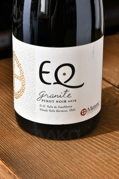 EQ Pinot Noir Matetic DO - вино Экилибрио Пино Нуар Матетик ДО 0.75 л красное сухое