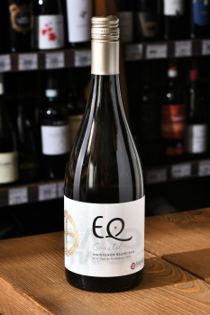 Matetic EQ Coastal Sauvignon Blanc - вино Матетик Экилибрио Коустал Совиньон Блан 0.75 л белое сухое