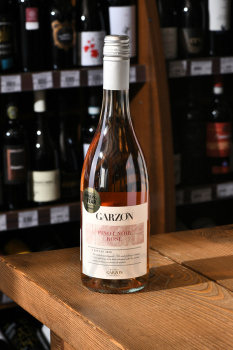 Garzon Estate Pinot Noir Rose - вино Гарзон Эстейт Пино Нуар Розе 0.75 л розовое сухое