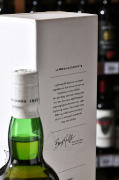 Laphroaig Elements L1.0 - виски Лафройг Элементс Л 1.0 0.7 л в п/у