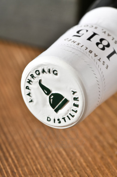 Laphroaig The Cask Legacy Edition - виски Лафройг Зе Каск Легаси 0.7 л в п/у