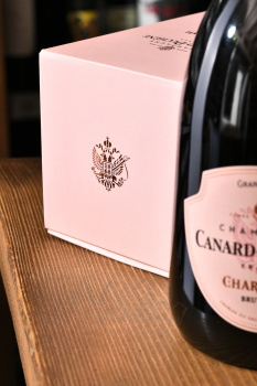 Champagne Canard-Duchene Charles VII Rose - шампанское Шампань Канар-Дюшен Шарль 7 Розе 0.75 л брют розовое в п/у