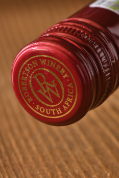 Robertson Winery Pinotage - вино Робертсон Вайнери Пинотаж 0.75 л красное сухое