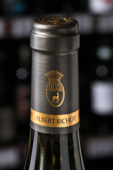 Albert Bichot Macon-Villages - вино Альбер Бишо Макон-Вилляж 0.75 л белое сухое