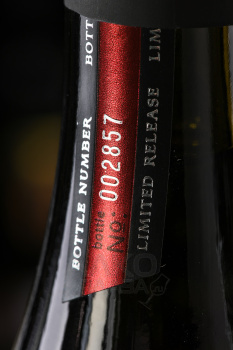 Krakhuna Alexandrov Wine Collection - вино Крахуна Alexandrov Wine Collection 0.75 л белое сухое