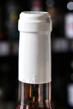 Aladasturi Rose Georgian Winemaker - вино Аладастури Розе Джеорджиан Ваинмеикер 0.75 л розовое полусладкое