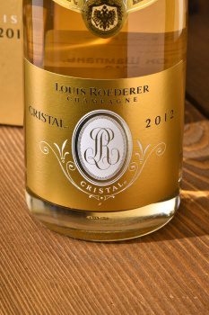Louis Roederer Cristal gift pack - шампанское Луи Родерер Кристаль 0.75 л в п/у