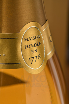 Louis Roederer Cristal gift pack - шампанское Луи Родерер Кристаль 0.75 л в п/у