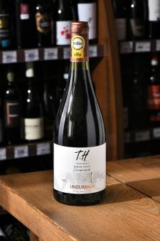 Undurraga Terroir Hunter Cauquenes Syrah - вино Ундуррага Терруар Хантер Каукенес Сира 0.75 л красное сухое