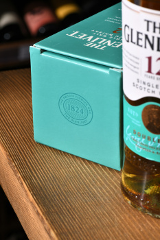 The Glenlivet 12 Years Old - виски Гленливет 12 лет 0.7 л в п/у