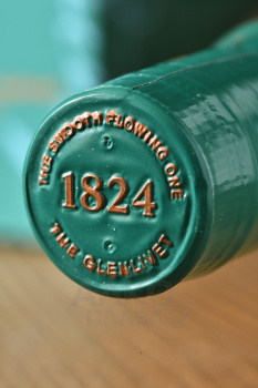 The Glenlivet 12 Years Old - виски Гленливет 12 лет 0.7 л в п/у