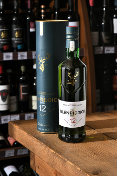 Glenfiddich 12 years old - виски Гленфиддик 12 лет 0.7 л в тубе