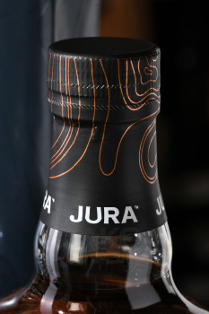 Jura 18 years old in tube - виски Джура 18 лет 0.7 л в тубе