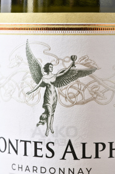 Montes Alpha Chardonnay - вино Монтес Альфа Шардоне 0.75 л белое сухое