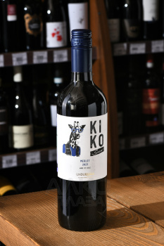 Merlot Kiko Undurraga - вино Кико Ундуррага Мерло 0.75 л красное сухое