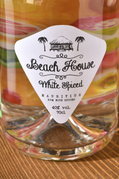 Beach House White Spice - ром Бич Хауз Белый Спайсед и Фрути Ром 0.7 л