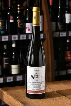 Weingut Werner & Sohn Trittenheimer Apotheke Riesling Auslese - вино Вайнгут Вернер у Зон Триттенхаймер Апотеке Рислинг Ауслезе 0.75 л белое сладкое