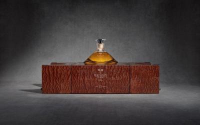 Macallan in Lalique 72 Years Old in wood box - виски Макаллан Лалик 72 года 0.7 л в деревянной коробке