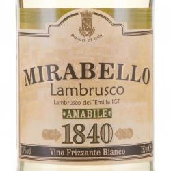 Lambrusco Mirabello Bianco - вино игристое Ламбруско Мирабелло Бьянко 0.75 л белое полусладкое