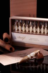 Davidoff Aniversario Short Perfecto - сигары Давидофф Анниверсарио Шорт Перфекто