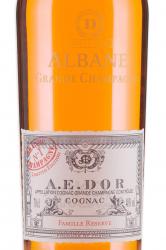 A.E. Dor Albane in gift box - коньяк А.Е. Дор Албане 0.7 л в п/у