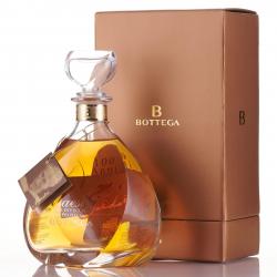 Bottega Maestri Grappa Invecchiata Da Prosecco in gift box - граппа Маэстри Инвеккьята Да Просекко Боттега 0.7 л в п/у