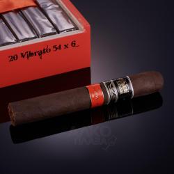 Aging Room Quattro Nicaragua Vibrato - сигары Эйджинг Рум Вибрато