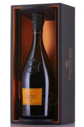 Veuve Clicquot La Grande Dame - шампанское Вдова Клико Ла Гранд Дам 0.75 л