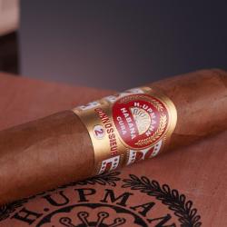 H.Upmann Connoisseur №2 - сигары Х.Упманн Конносьер №2