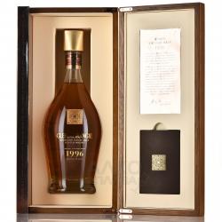 Glenmorangie Grand Vintage Malt - виски Гленморанджи Гранд Винтаж Молт 1996 год 0.7 л в п/у дерево