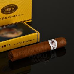 Jose L. Piedra Petit Caballeros - сигары Хосе Л. Пьедра Петит Кабаллерос