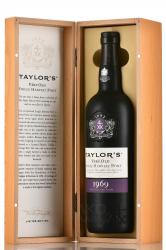 Taylor’s Very Old Single Harvest Port - портвейн Тэйлор’с Вери Олд Сингл Харвест Порт 1969 год 0.75 л